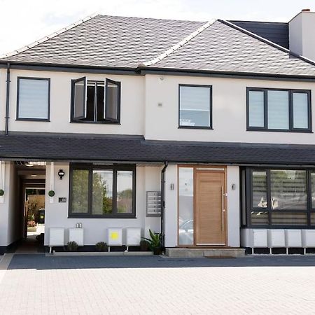 Walnut Flats-F2, 3-Bedroom With Garden & Patio - Ac, Parking, Netflix, Wifi - Close To Oxford, Bicester & Blenheim Palace Exterior foto